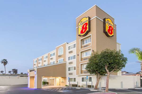 Exterior view - Super 8 Hotel National City - I-805, Exits 8 & 9