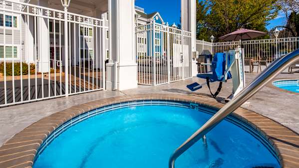 Pool - Best Western Paradise Hotel