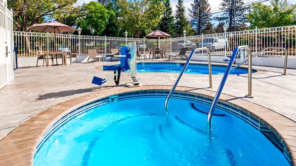 Pool - Best Western Paradise Hotel