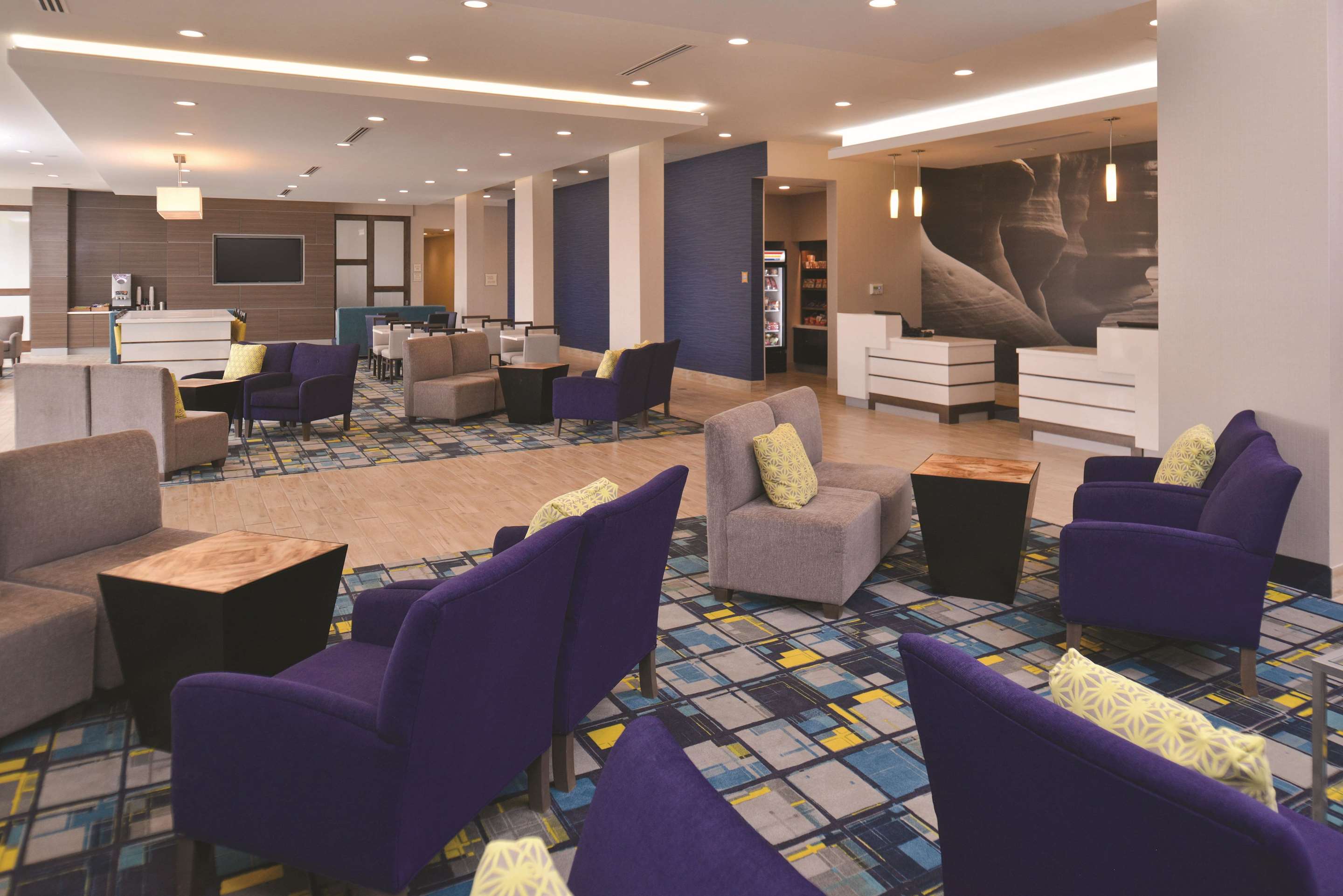 Lobby | La Quinta Inn & Suites by Wyndham Page at Lake Powell