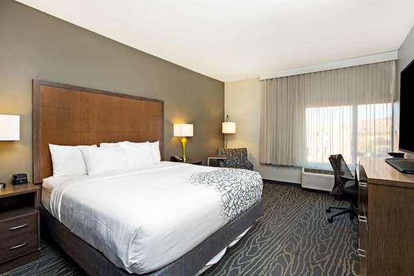  - La Quinta Inn & Suites Page