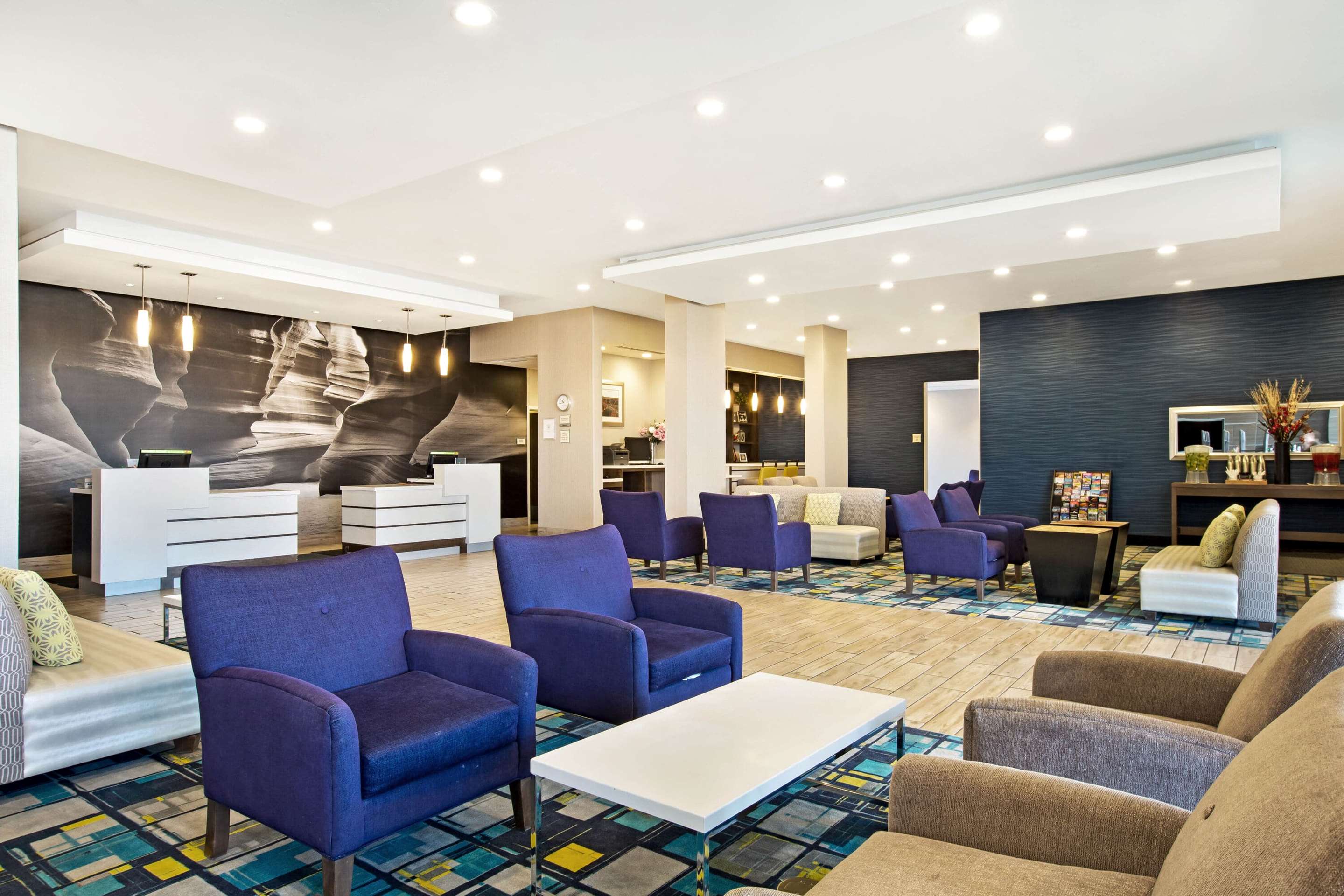 Lobby | La Quinta Inn & Suites by Wyndham Page at Lake Powell