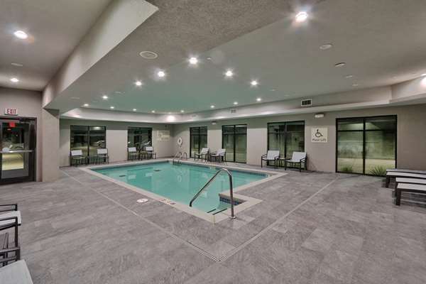 Pool - Hampton Inn & Suites Guthrie
