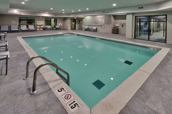 Pool - Hampton Inn & Suites Guthrie