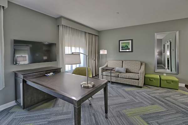  - Hampton Inn & Suites Guthrie