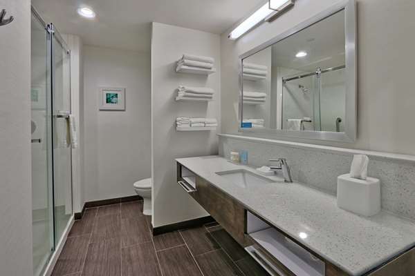  - Hampton Inn & Suites Guthrie