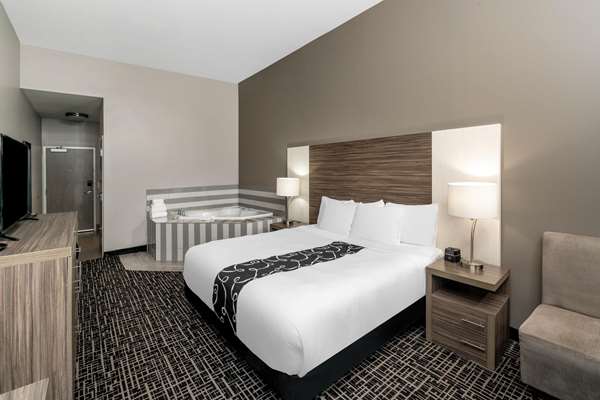  - La Quinta Inn & Suites Forsyth - I-75, Exit 187