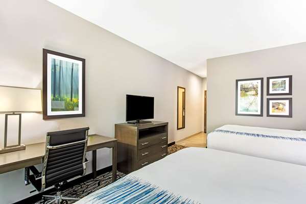  - La Quinta Inn & Suites Cullman