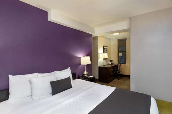  - La Quinta Inn & Suites New York City
