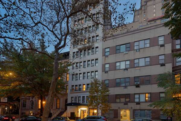 Exterior view - La Quinta Inn & Suites New York City