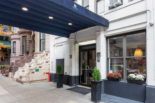 Exterior view - La Quinta Inn & Suites New York City