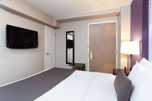  - La Quinta Inn & Suites New York City