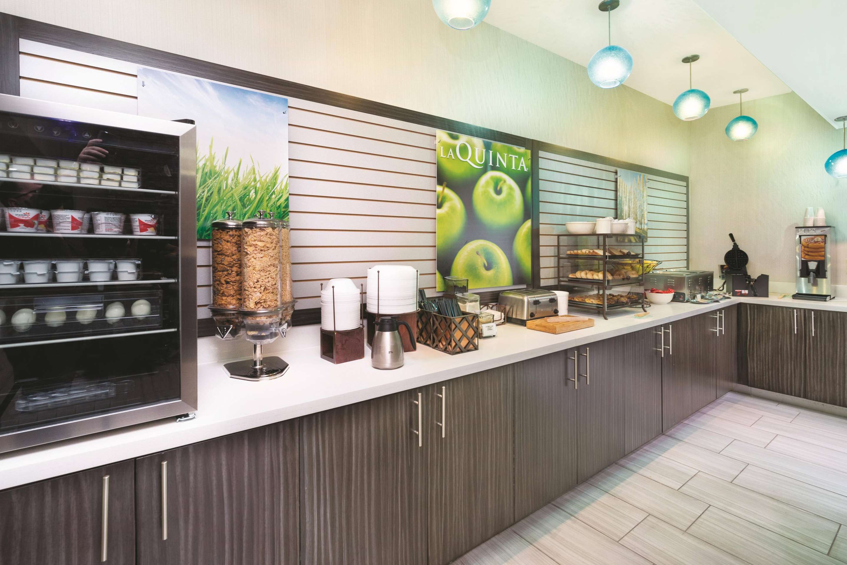 Property amenity | La Quinta Inn & Suites by Wyndham Loudon