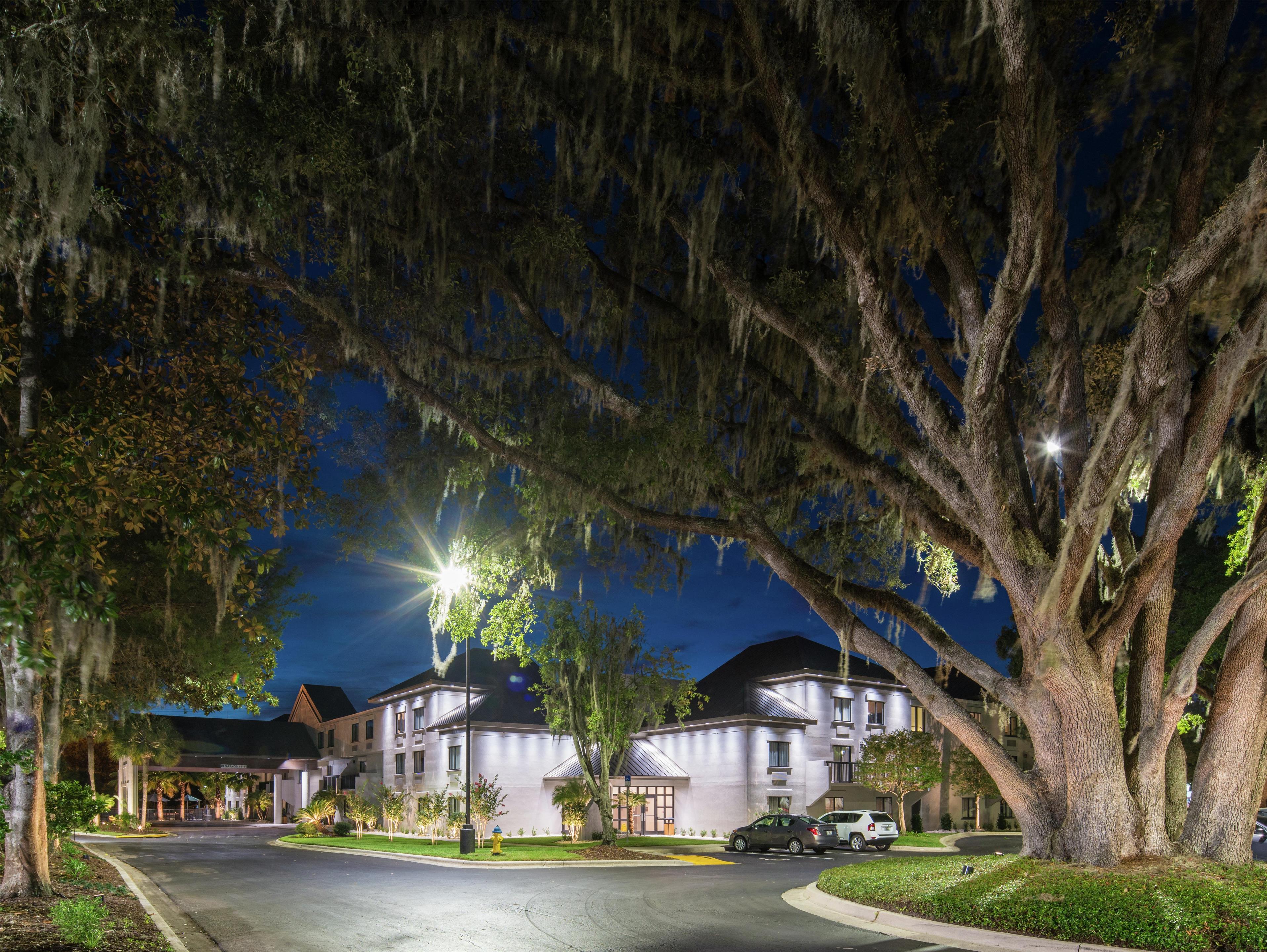 Exterior | DoubleTree by Hilton Gainesville