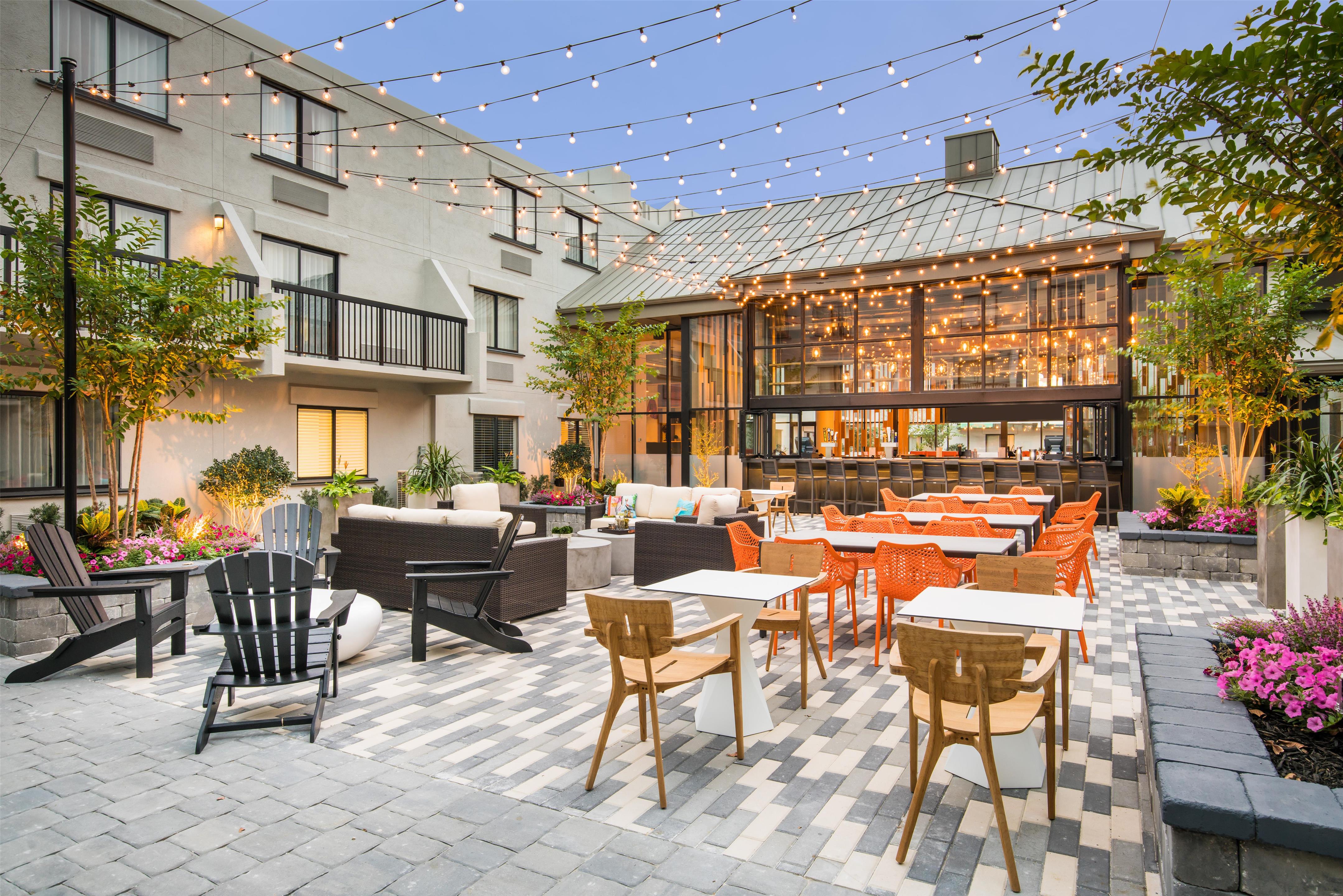 Exterior | DoubleTree by Hilton Gainesville