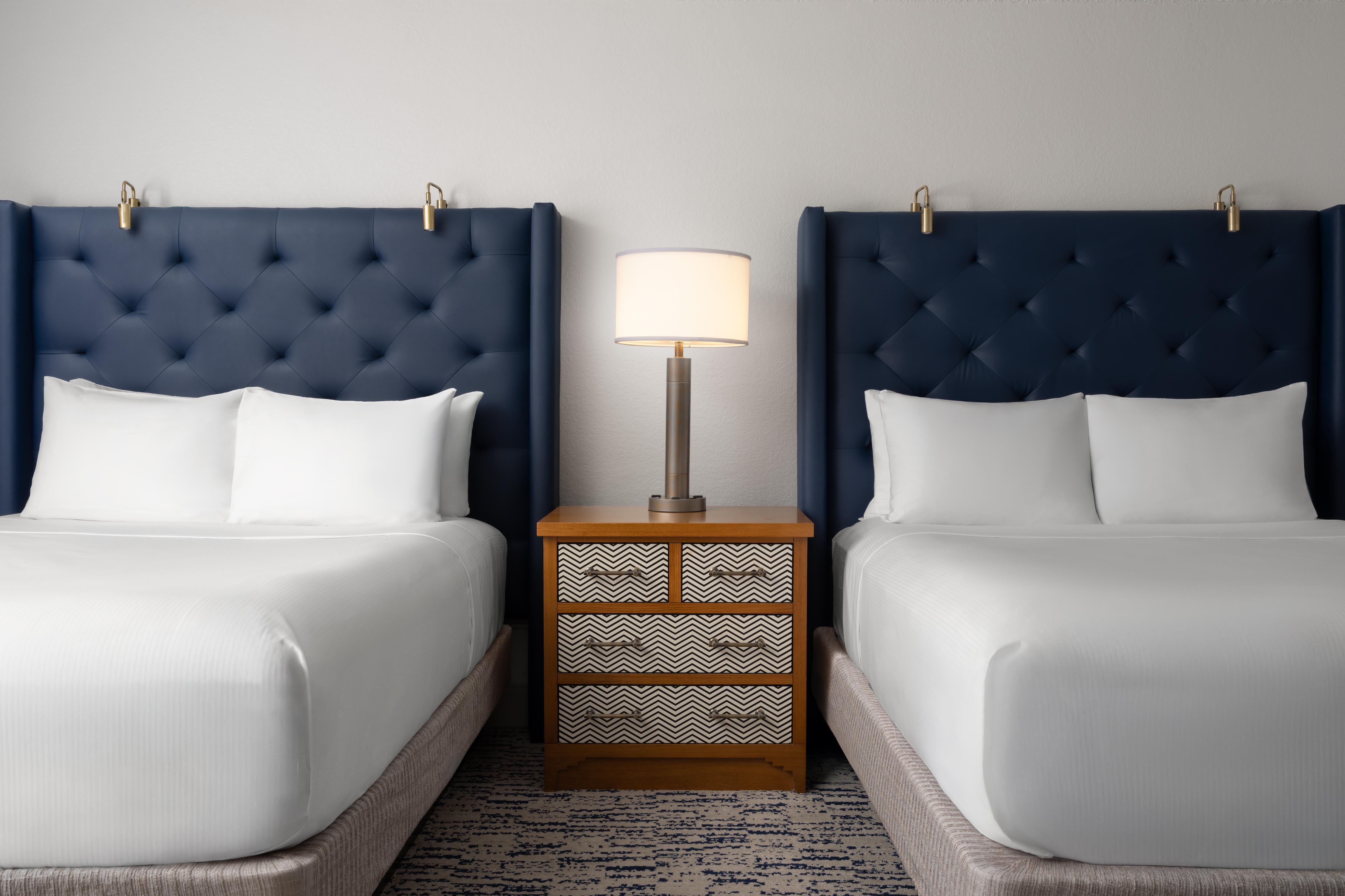 DoubleTree by Hilton Gainesville Room Type - 2 QUEEN BEDS