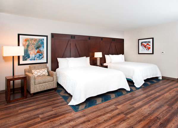  - Hilton Garden Inn Burbank - I-5, Exit 146