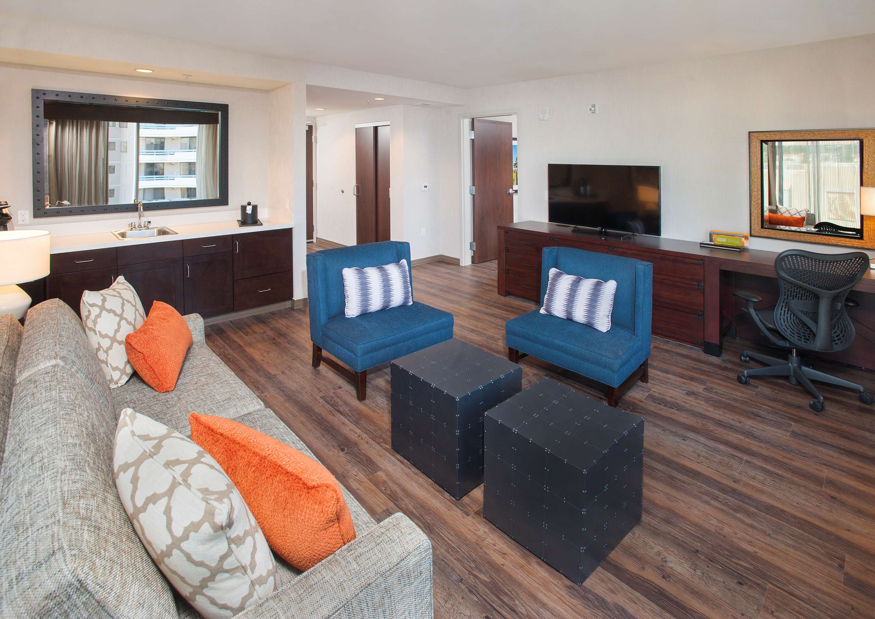 Guest room