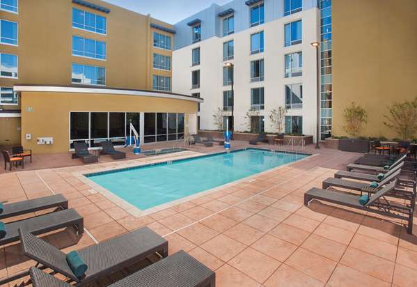 Pool - Hilton Garden Inn Burbank - I-5, Exit 146