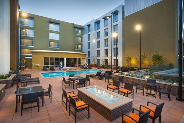 Pool - Hilton Garden Inn Burbank - I-5, Exit 146