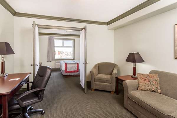 Suite - Ramada Hotel Hinton