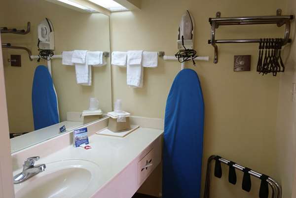  - Travelodge East Knoxville - I-40, Exit 398