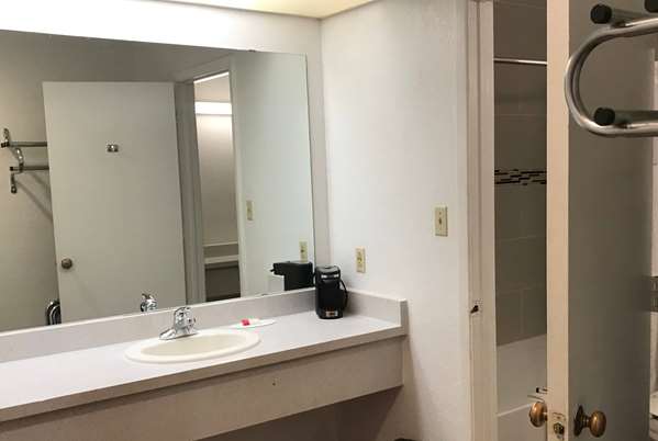  - Travelodge Truth or Consequences - I-25, Exit 79