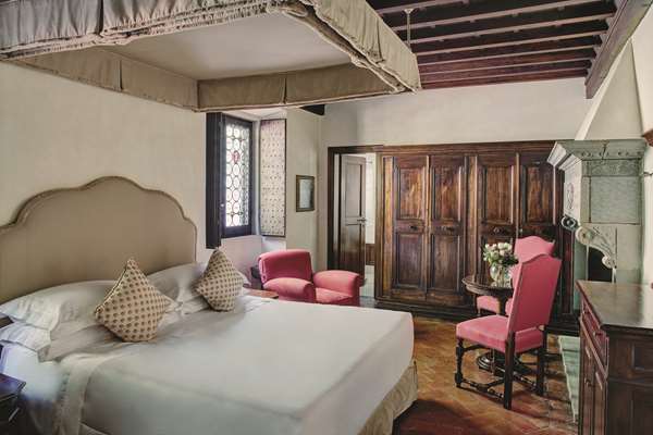 VILLA SAN MICHELE BELMOND