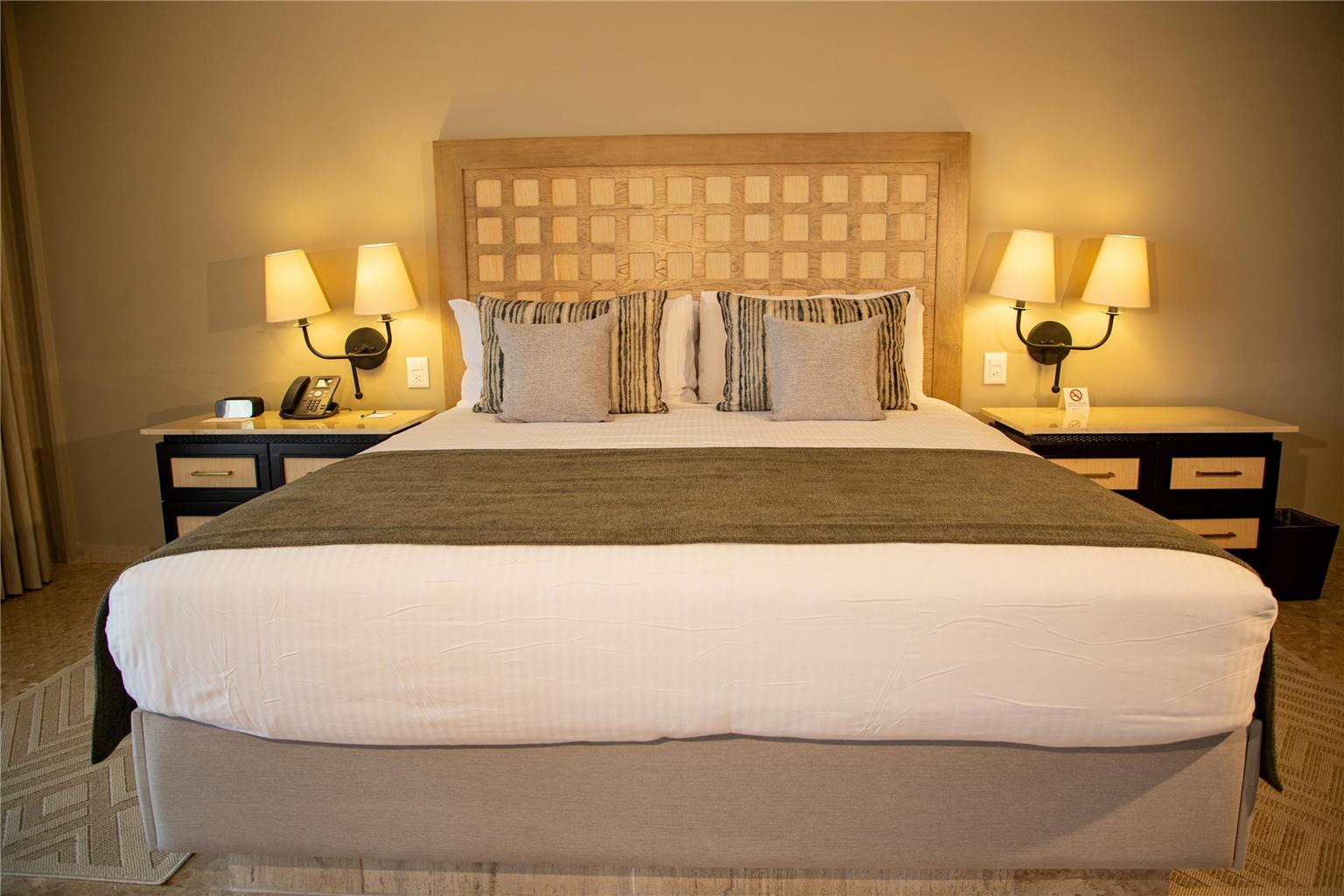 PRINCESS MUNDO IMPERIAL-guestroom-Guest Room,Suite,On-Site.jpg