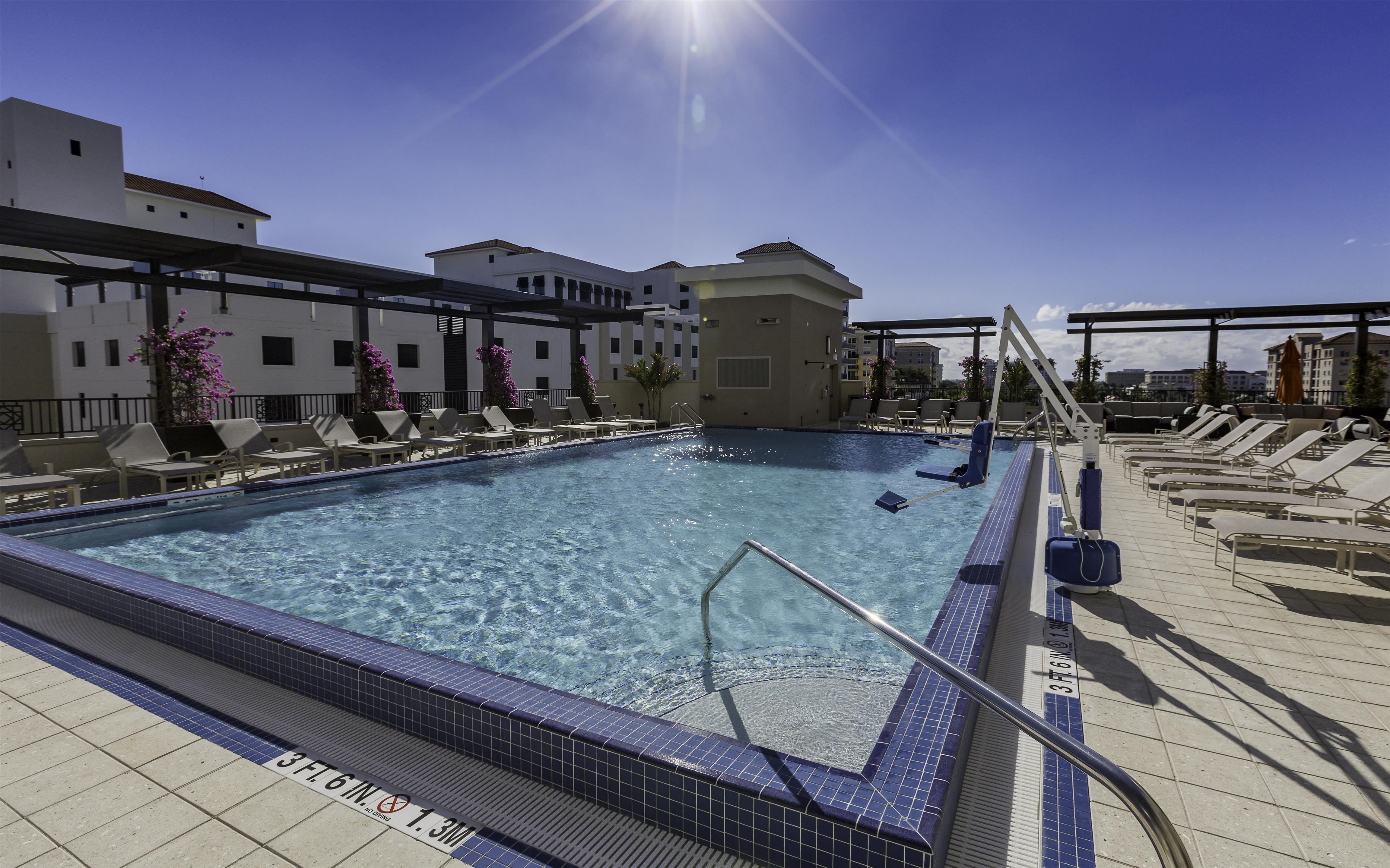 Pool | Hyatt Place Boca Raton/Downtown