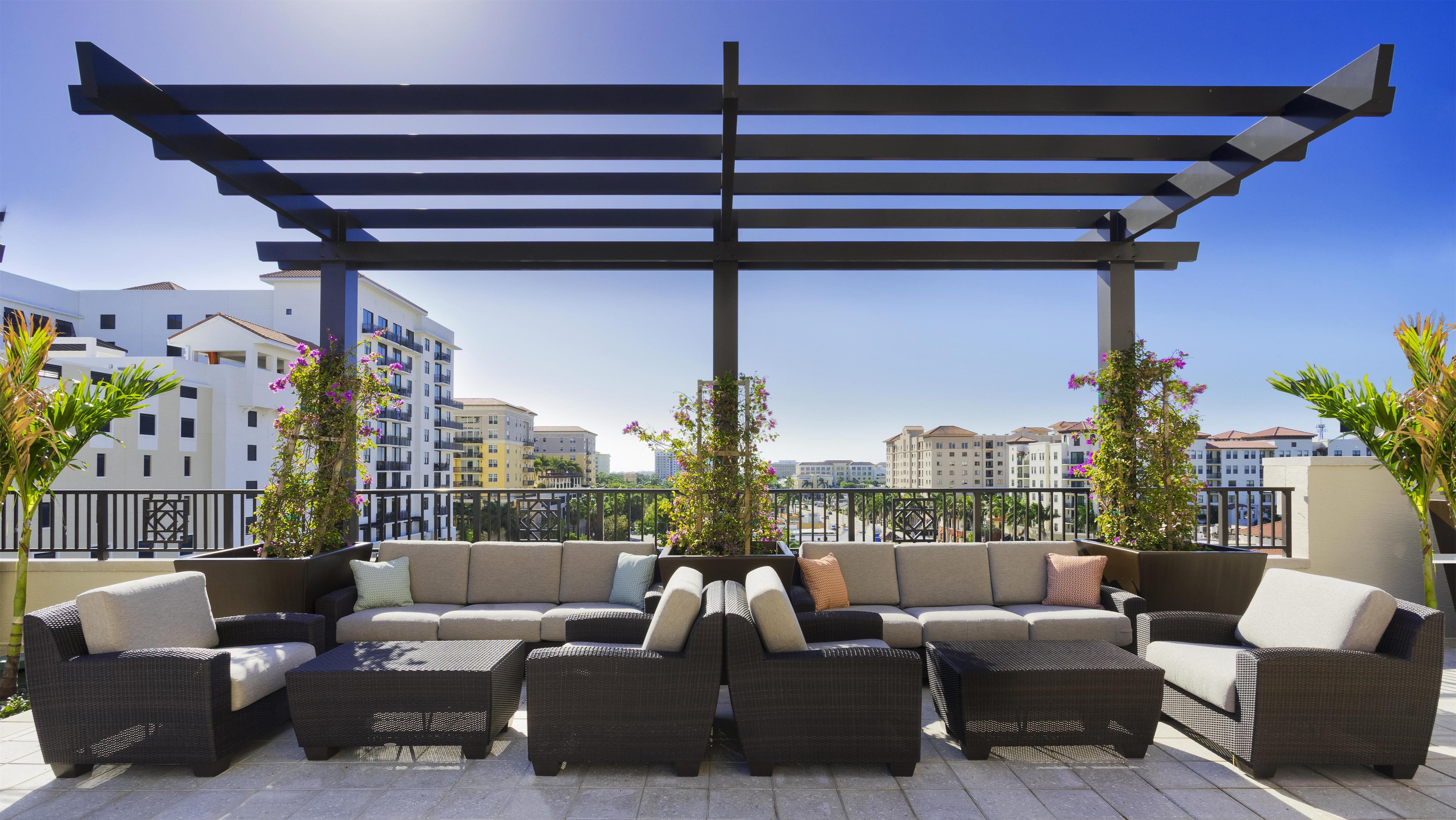 Patio Terrace | Hyatt Place Boca Raton/Downtown