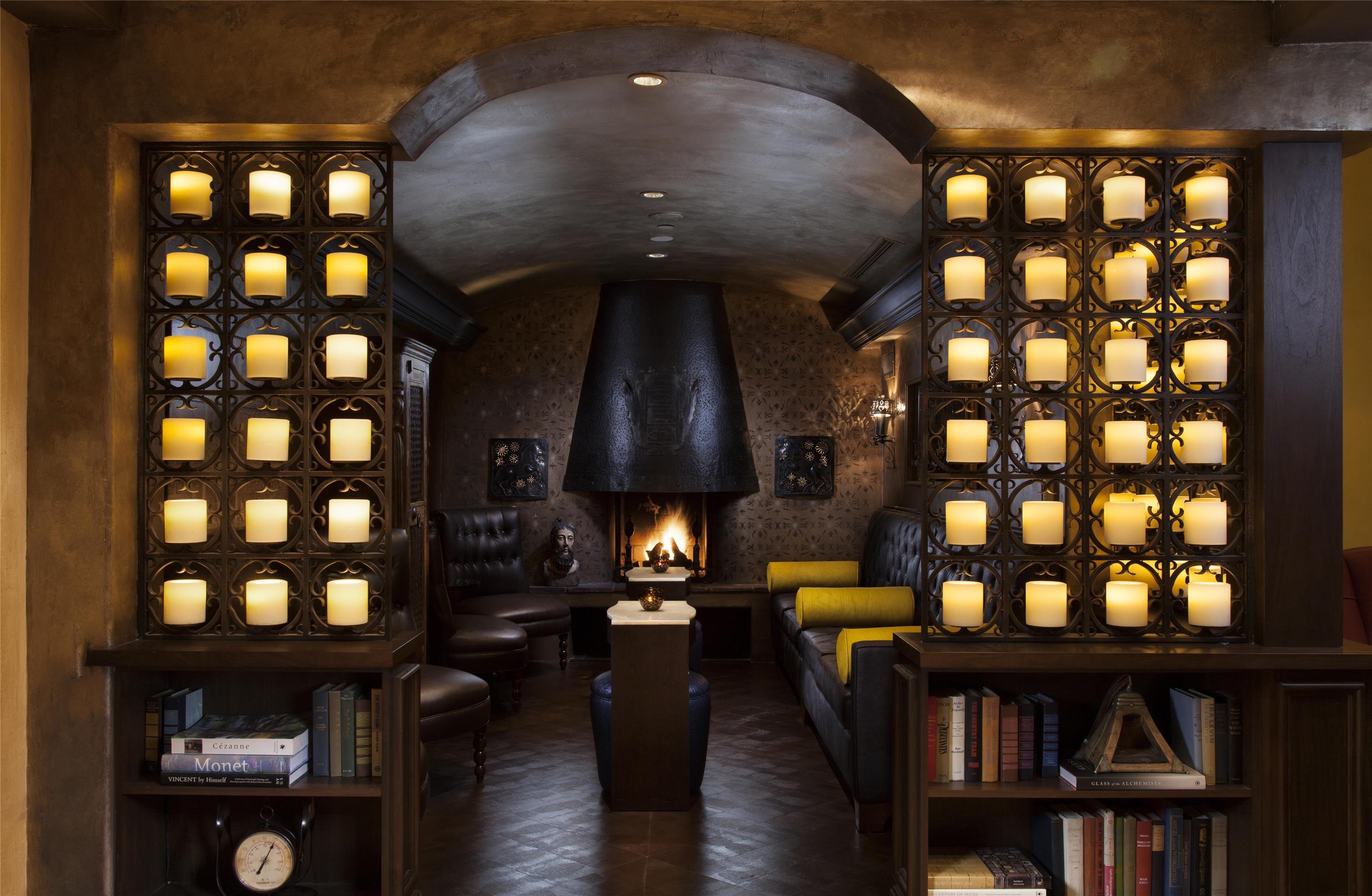 Bar Lounge | Royal Palms Resort and Spa, part of Hyatt