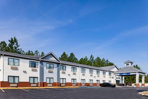 Exterior view - Baymont Inn & Suites Jesup