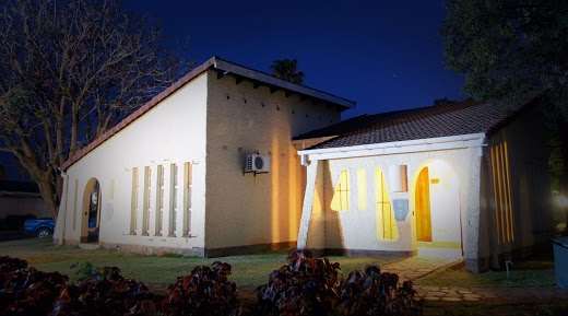 Kadoma Hotel & Conference Center