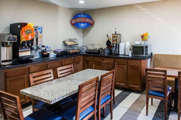  - Baymont Inn & Suites Cedar Rapids