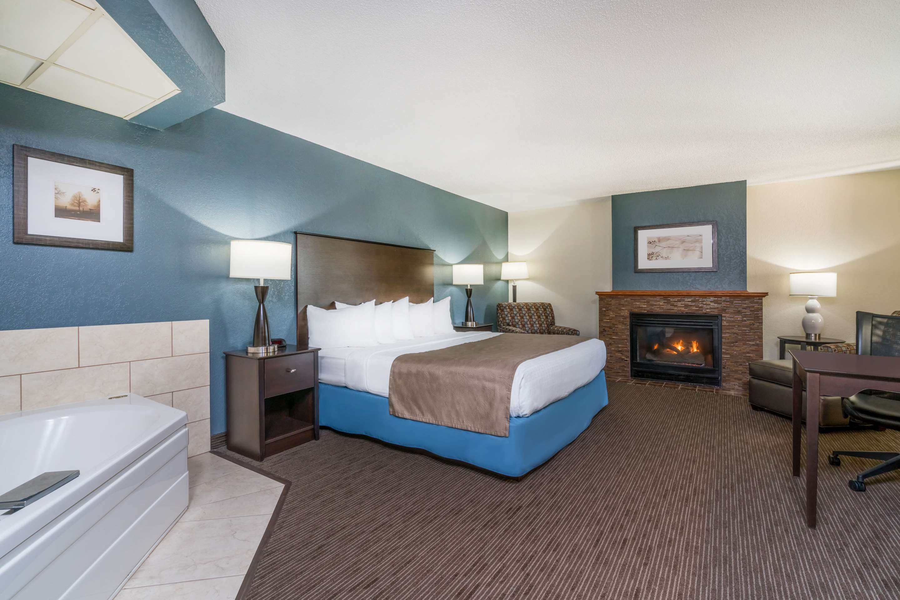 Meeting Room | Baymont by Wyndham Owatonna