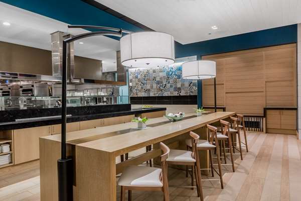 Dining,Dining Area,Restaurant,On-Site