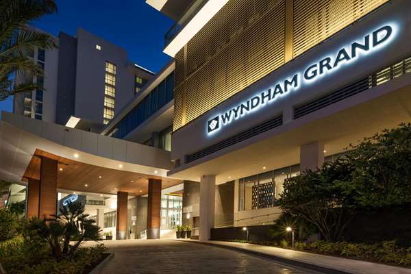 Exterior view - Wyndham Grand Hotel Clearwater Beach