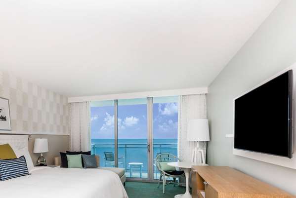  - Wyndham Grand Hotel Clearwater Beach