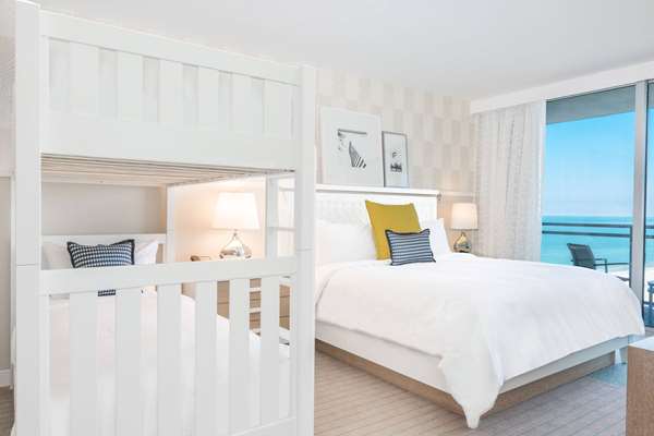  - Wyndham Grand Hotel Clearwater Beach