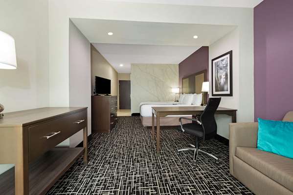 Suite - La Quinta Inn & Suites Westlake - I-10, Exit 27