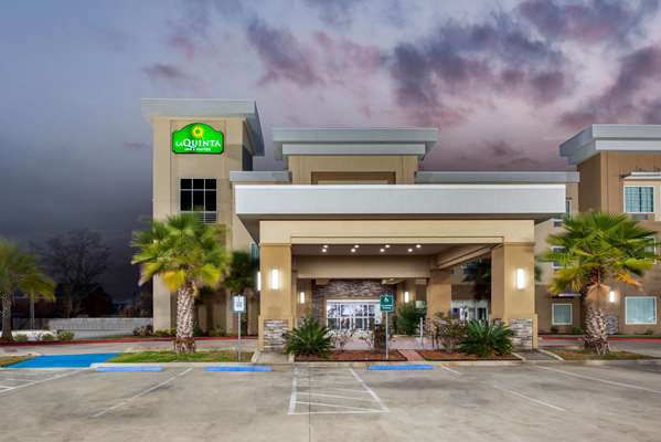 Exterior view - La Quinta Inn & Suites Westlake - I-10, Exit 27