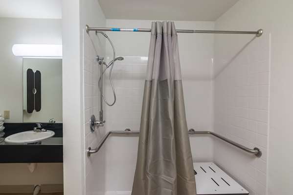  - Studio 6 Extended Stay Colorado City - I-20, Exit 215