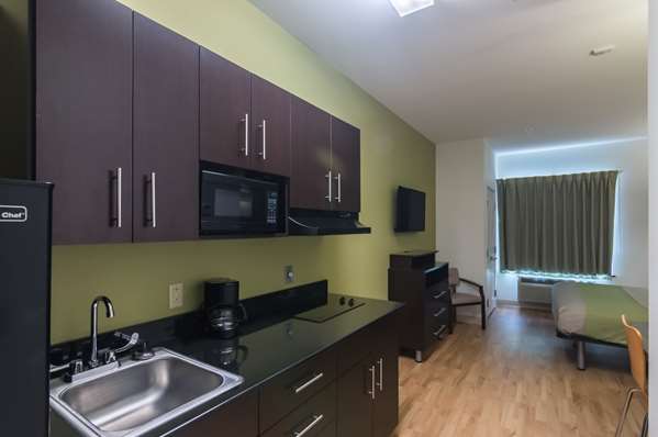  - Studio 6 Extended Stay Colorado City - I-20, Exit 215