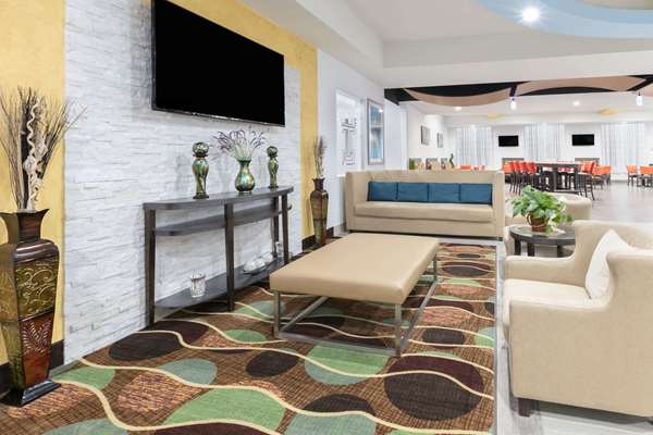  - Days Inn & Suites Medical Center Lubbock