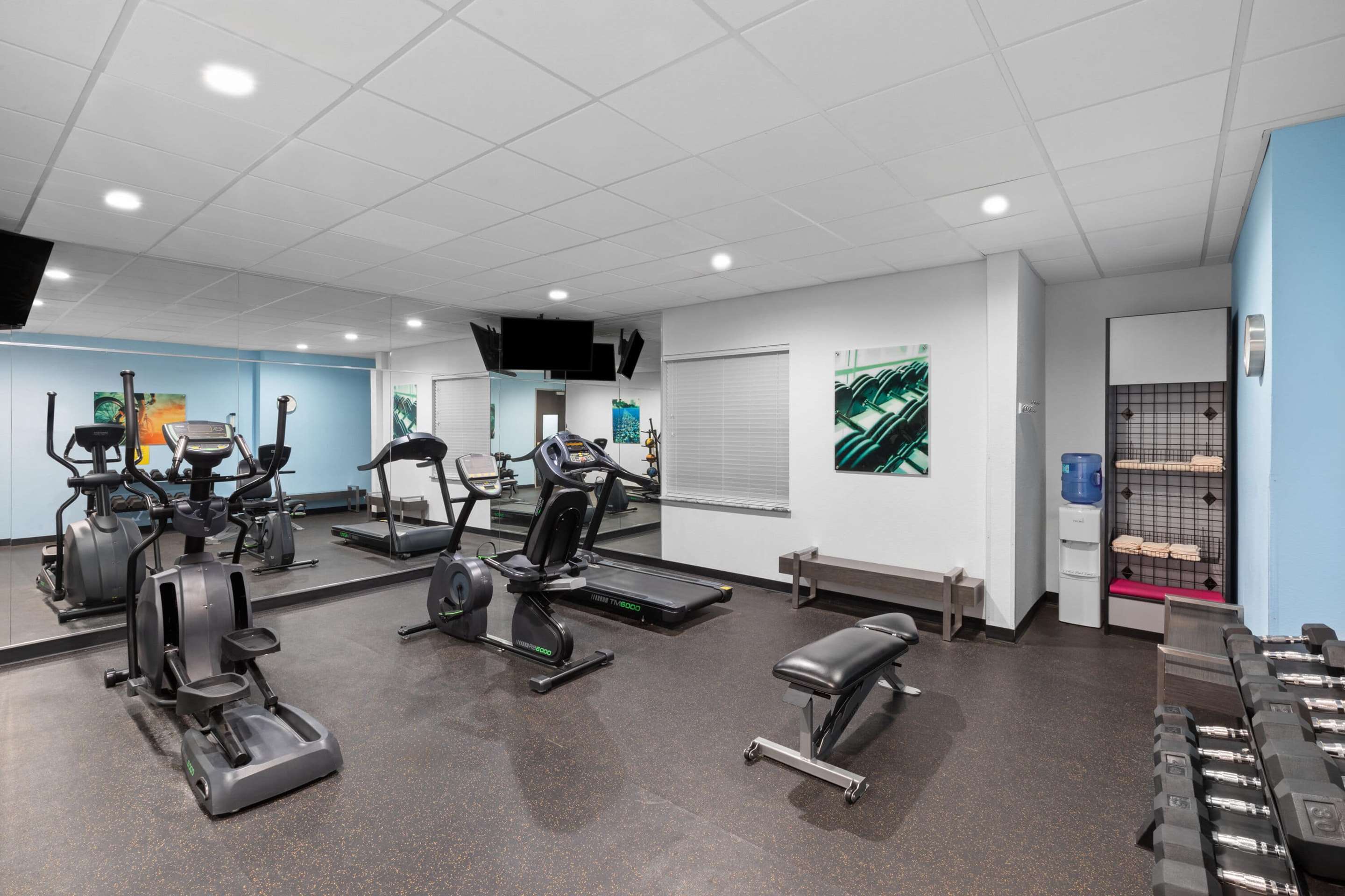 Health club fitness center gym | Days Inn & Suites by Wyndham Lubbock Medical Center