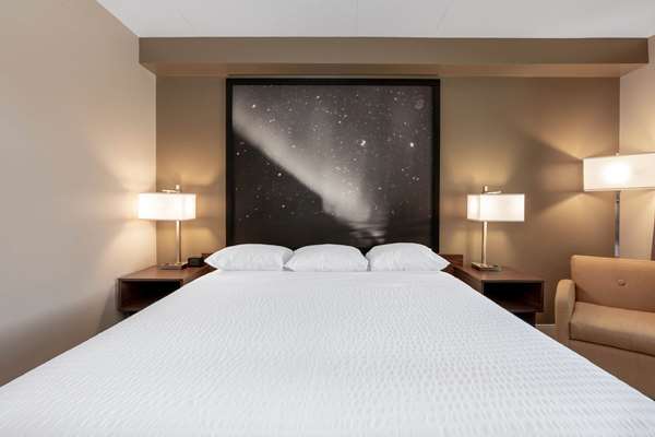  - Super 8 Hotel West Winnipeg