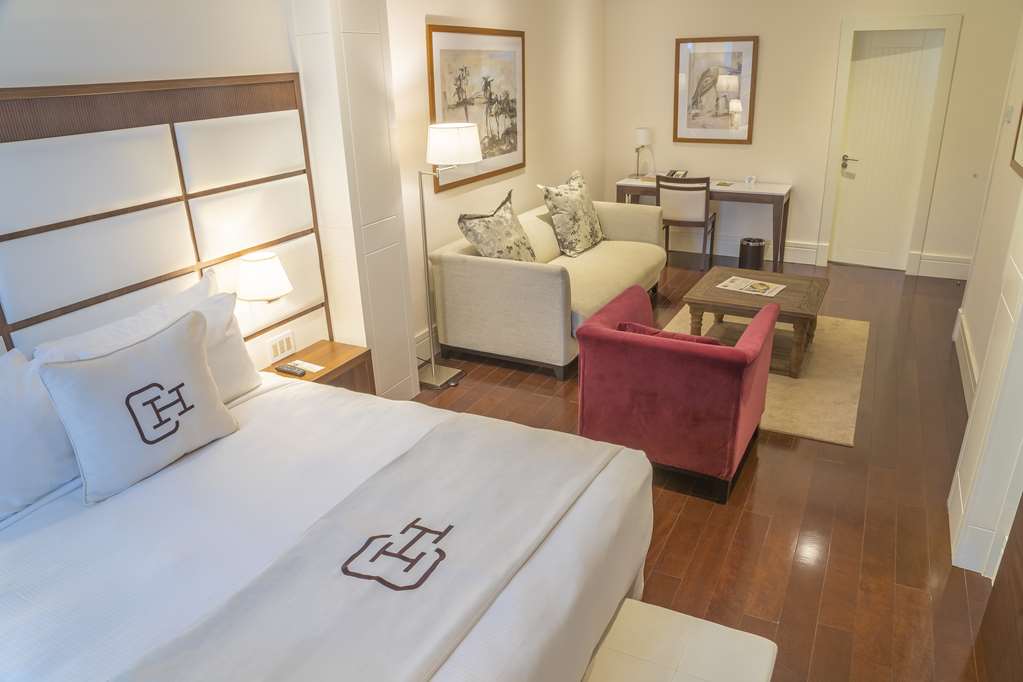 CENTRAL PANAMA CASCO VIEJO-guestroom-Guest Room,Suite,On-Site.jpg
