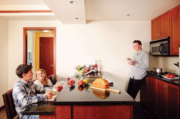  - Pan Pacific Hotel Village Center Whistler