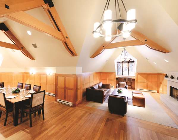  - Pan Pacific Hotel Village Center Whistler